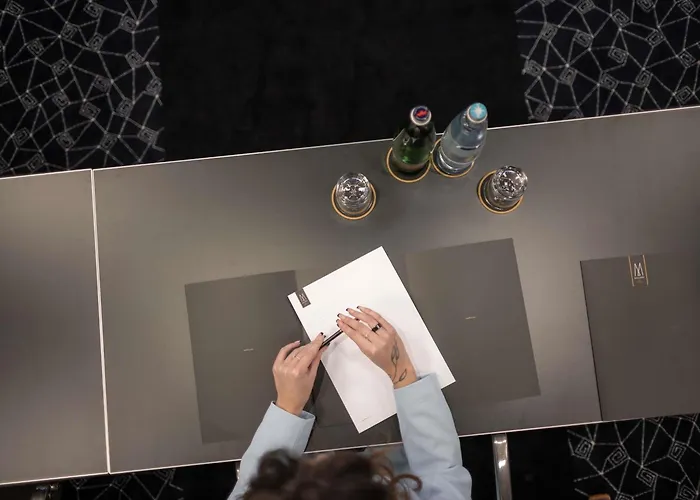 Century Old Town - Mgallery Collection 호텔